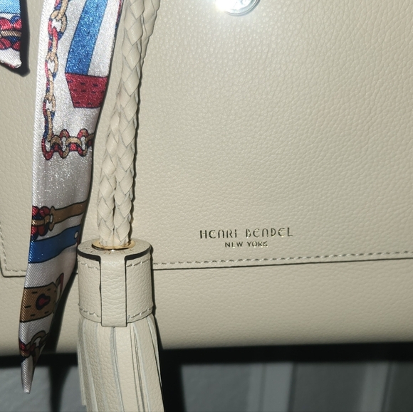 Henri Bendel Worth Avenue medium tote - Picture 3 of 10